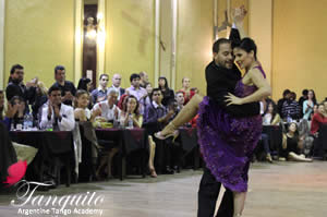 Cristi and Dani, the tango world champions 2008 and the group instructors gave an energetic performance in their unique style at the Milonga Los Zucca.